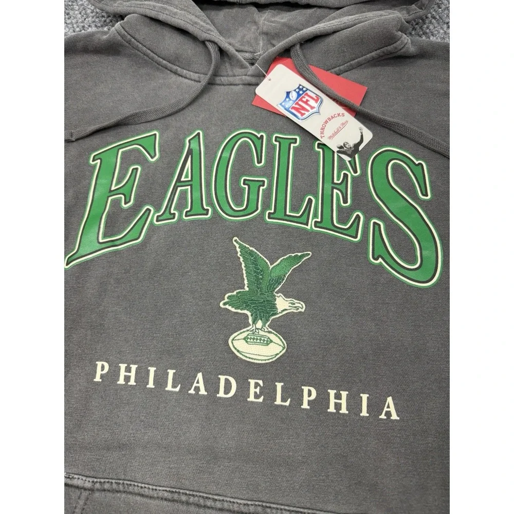 Philadelphia Eagles Mens Medium Mitchell & Ness Throwback Logo Hoodie Sweatshirt